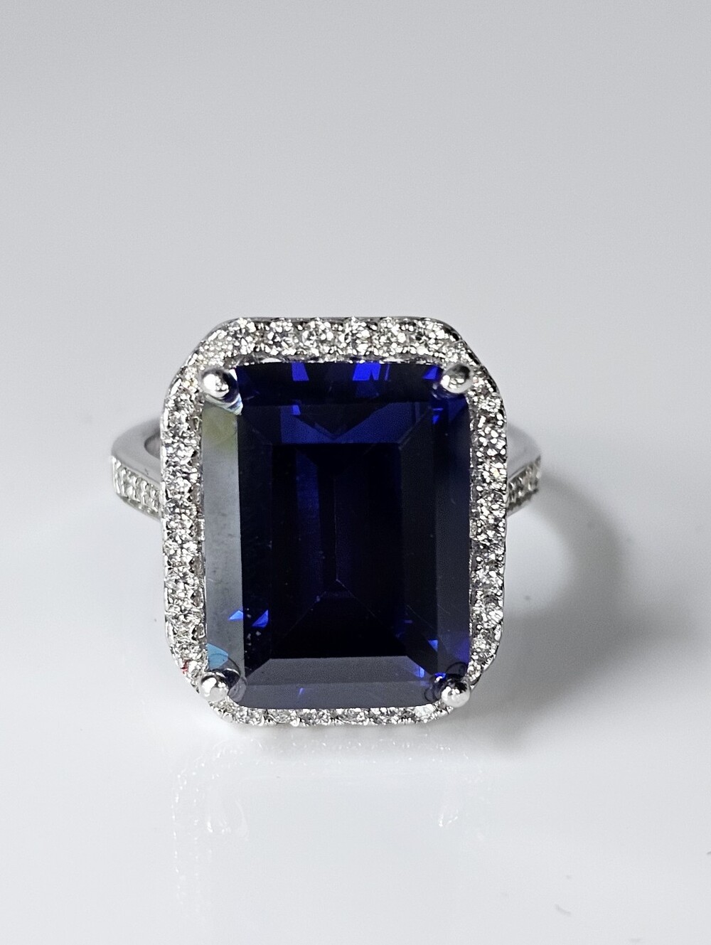 Striking Blue Sapphire & Diamond Simulant Cocktail Ring Sterling Silver Size 8!